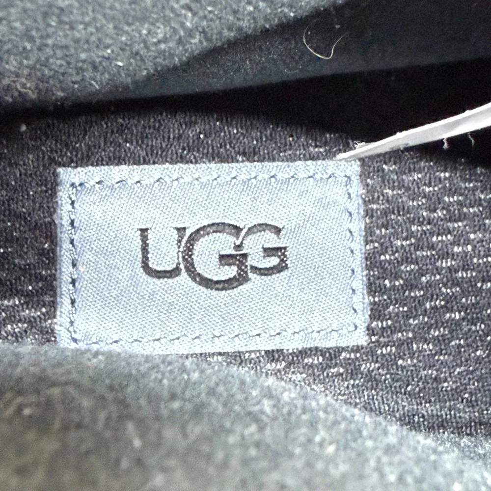 UGG Highland High Suede Ankle Boots Mens 9 Black High Top Streetwear Mixed Media